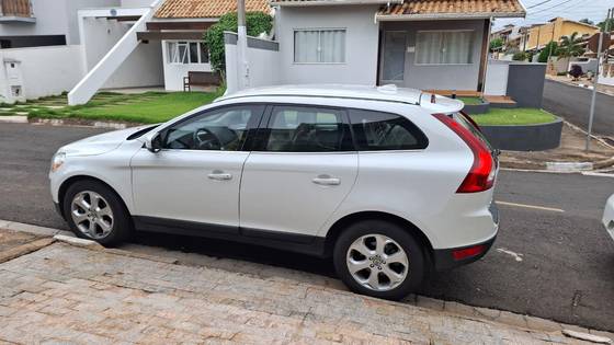 VOLVO XC60 3.0 DYNAMIC AWD TURBO GASOLINA 4P AUTOMÁTICO VOLVO XC60 3.0 DYNAMIC AWD TURBO GASOLINA 4P AUTOMÁTICO